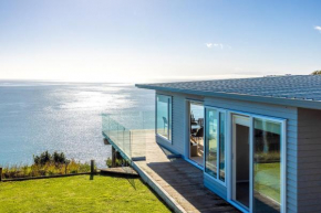 Onetangi Clifftop